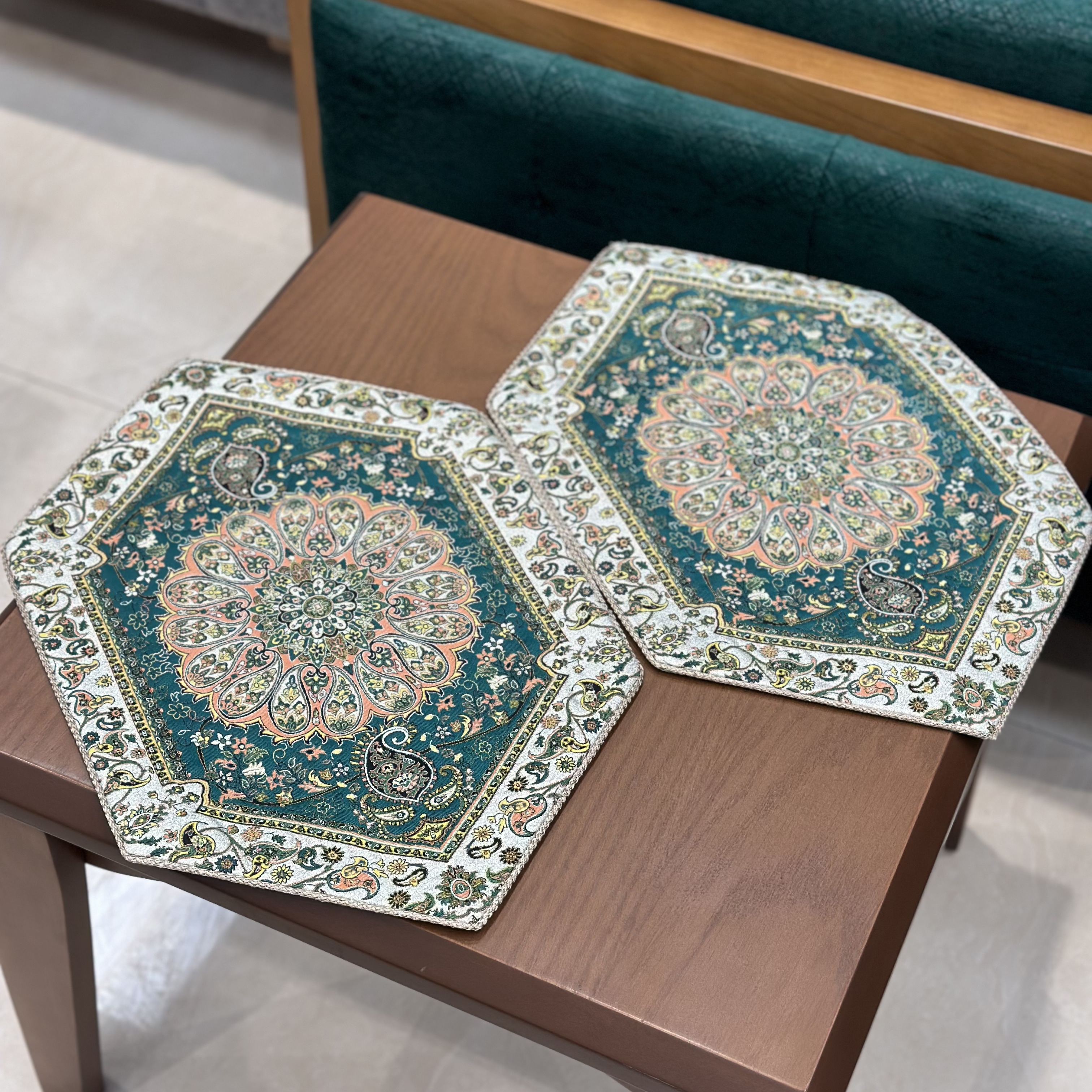 ست رومیزی ۵ تکه طرح افشار